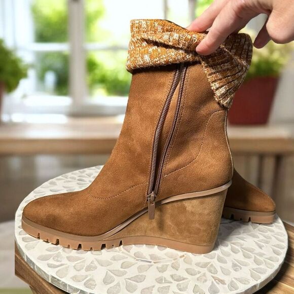 Donald Pliner $288 Sindie Suede Knit Cuff Wedge Boots Size 9 NEW - Picture 8 of 11